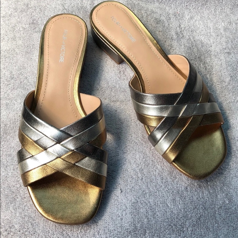 Pour La Victoire Sandal
